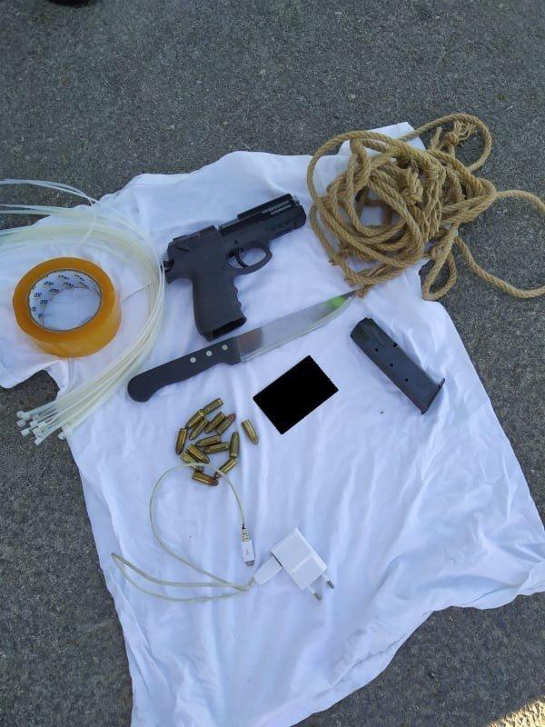 Eski eşini öldürmeye giden zanlı cezaevinde intihar etti