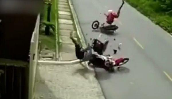 Çin'de kuryelerin korkunç kazası