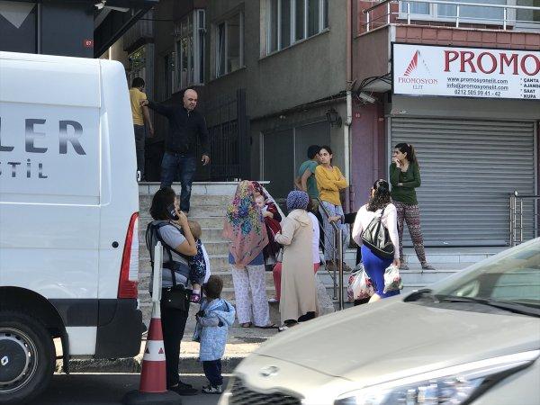 İstanbullular deprem sonrası sokağa çıktı