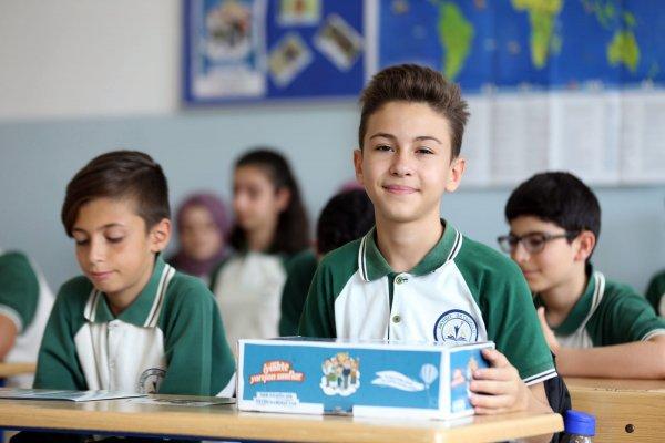 İHH'nın İyilikte Yarışan Sınıflar projesi