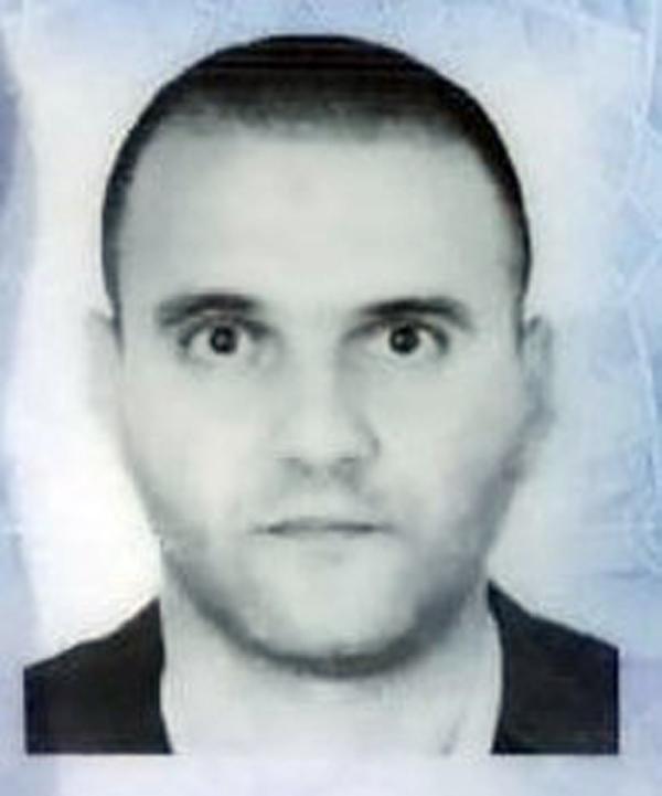 Uzaklaştırma kararı bulunan adam baldızını öldürdü