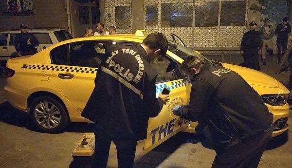 Afgan uyruklu bir kişi taksiciyi boğazından bıçakladı