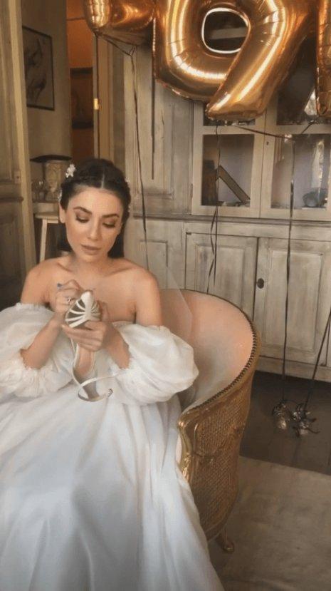 Fulya Zenginer, gelin oldu