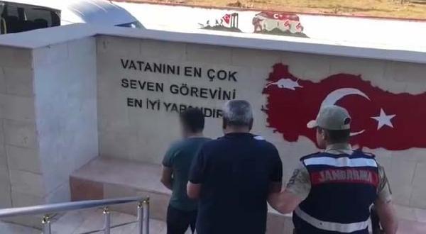 Teröristleri tedavi eden iki kişi yakalandı