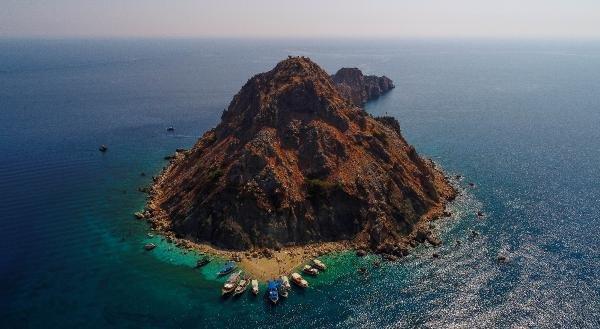 Suluada'ya tekne turları 10 Ekim'e kadar sürecek