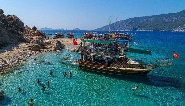 Suluada'ya tekne turları 10 Ekim'e kadar sürecek