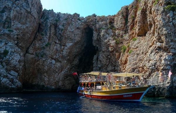 Suluada'ya tekne turları 10 Ekim'e kadar sürecek