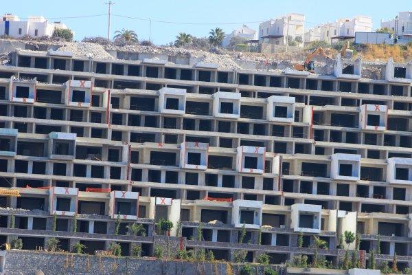 Bodrum'da yıkımlar devam ediyor