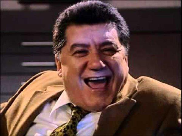 Tarık Ünlüoğlu hayatını kaybetti