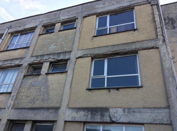 Çapa Diş Hekimliği binası tahliye ediliyor