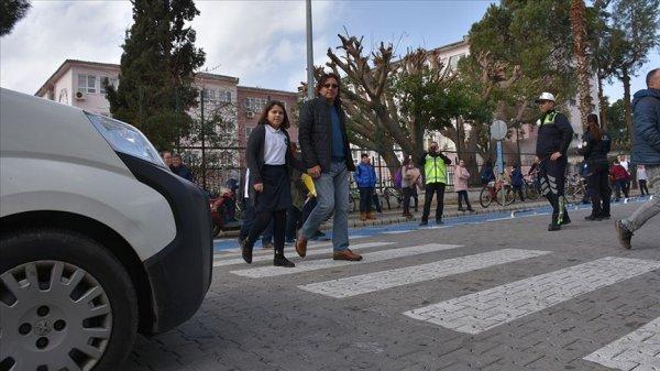 20 bin yaya geçidinde 2 saat nöbet tutulacak