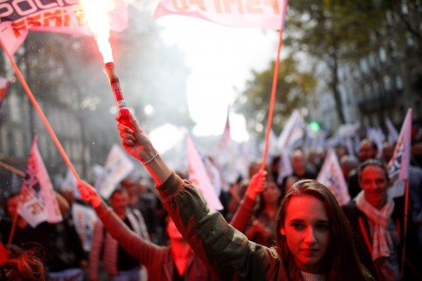 Fransız polisinden öfke yürüyüşü