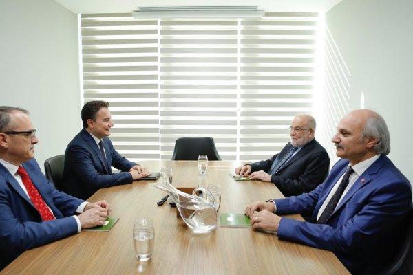 Karamollaoğlu, Ali Babacan'la bir arada