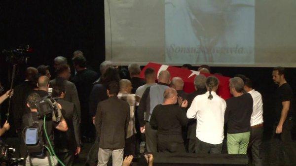 Tarık Ünlüoğlu son yolculuğuna uğurlandı