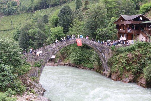 Ayder Yaylası'na 8 ayda rekor ziyaretçi
