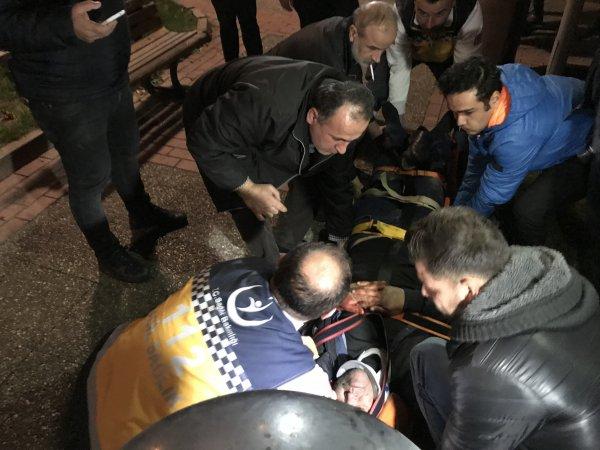 Arkadaşını boğazından bıçaklayan sanık araştırılıyor