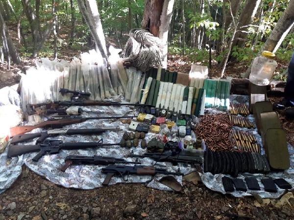 Amanoslar'da bulunan PKK cephaneliği imha edildi