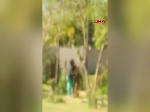 Komşusunun köpeğini vahşice öldürdü