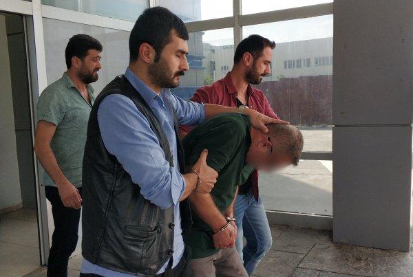 Kavgayı bıçakla ayırdı, 2 kişiyi yaraladı