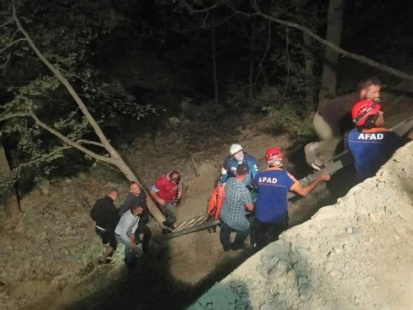 Trabzon'da otomobil dereye yuvarlandı: 1 ölü 2 yaralı