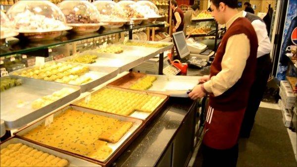 FETÖ'den yargılanan Seyidoğlu baklavacıları beraat etti