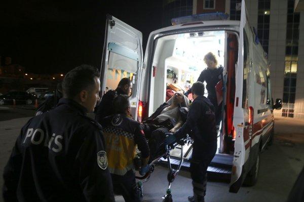 Ağız tasması olmayan köpek, polise saldırdı