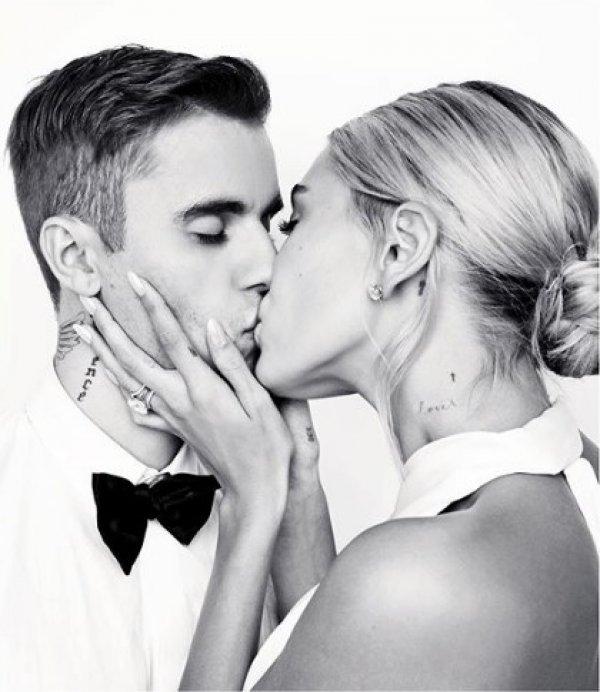 Hailey Bieber gelinliğini gösterdi