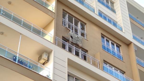 Suriye'den atılan roket Nusaybin'de binaya isabet etti