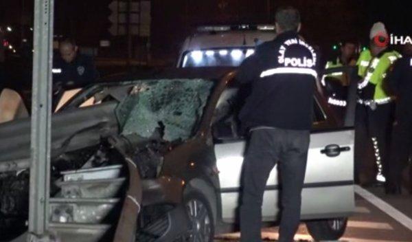 Bursa'da aşırı hızlı sürücünün kafasına bariyer girdi