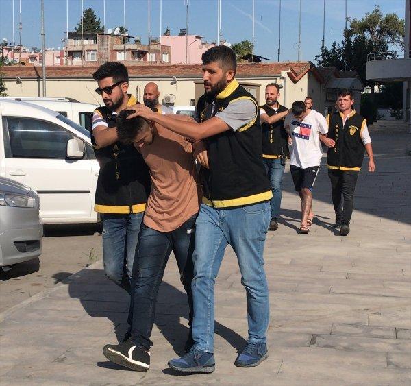 Adana'da 4 ayda 8 eve giren hırsızlar yakalandı