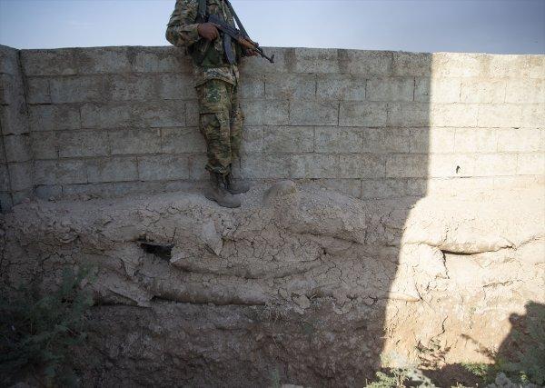 Suriye Milli Ordusu tünellere girdi