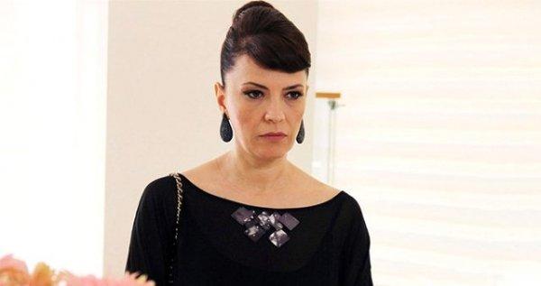 Yeşim Salkım hesabını gizledi