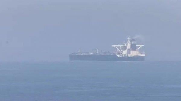 Suudi Arabistan açıklarında İran tankeri patladı