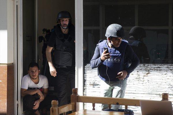 Gazetecilerin kaldığı otelin yanına havan atıldı