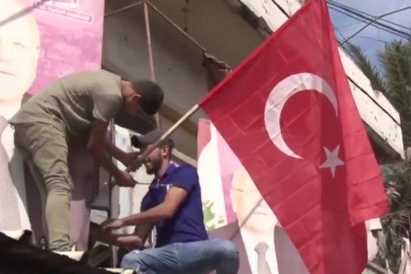 Lübnanlı gençler Barış Pınarı Harekatı'na destek verdi