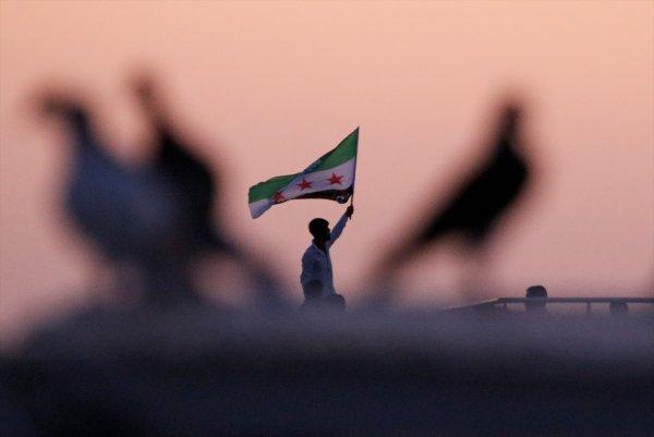 Tel Abyad'da yıllar sonra yeniden ezan sesi