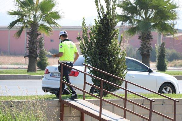 Dondurma almaya giden sürücü canından oluyordu