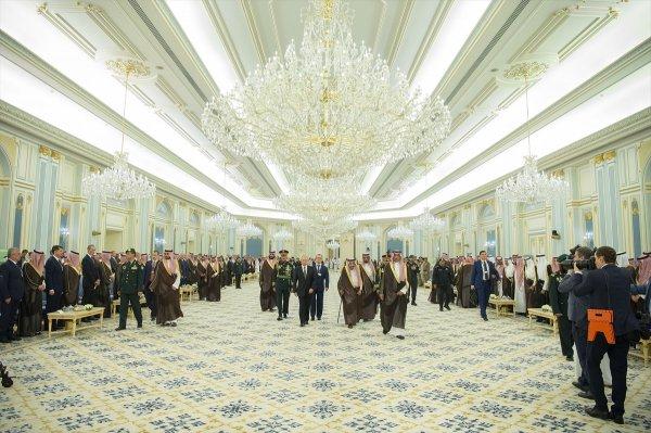 Putin, Suudi Arabistan'da