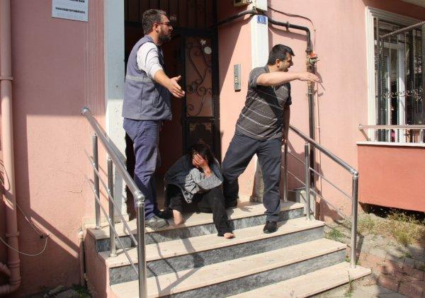 Cinnet getiren baba evi yaktı, kızıyla birlikte öldü