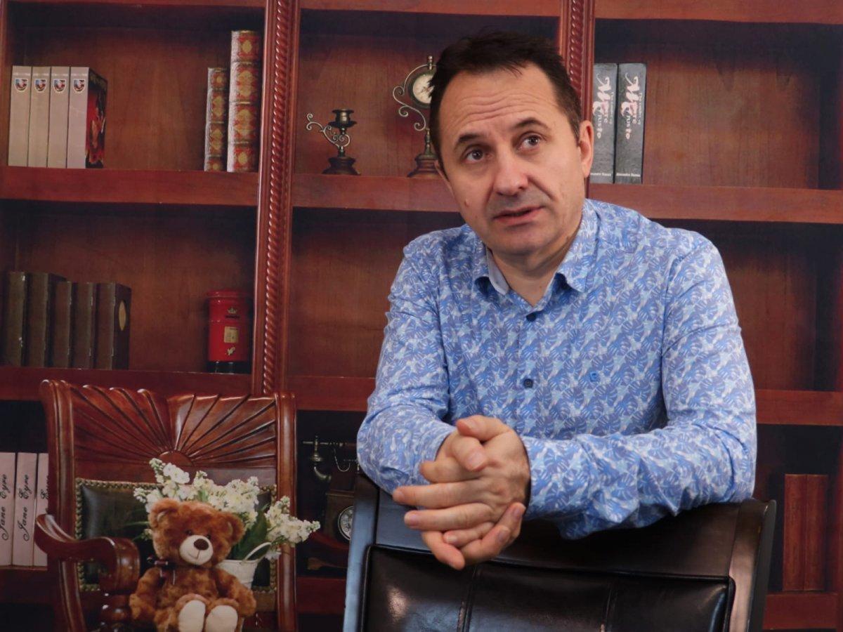 Adem Güneş ile son kitabı Bırak ve Rahatla üzerine söyleşi