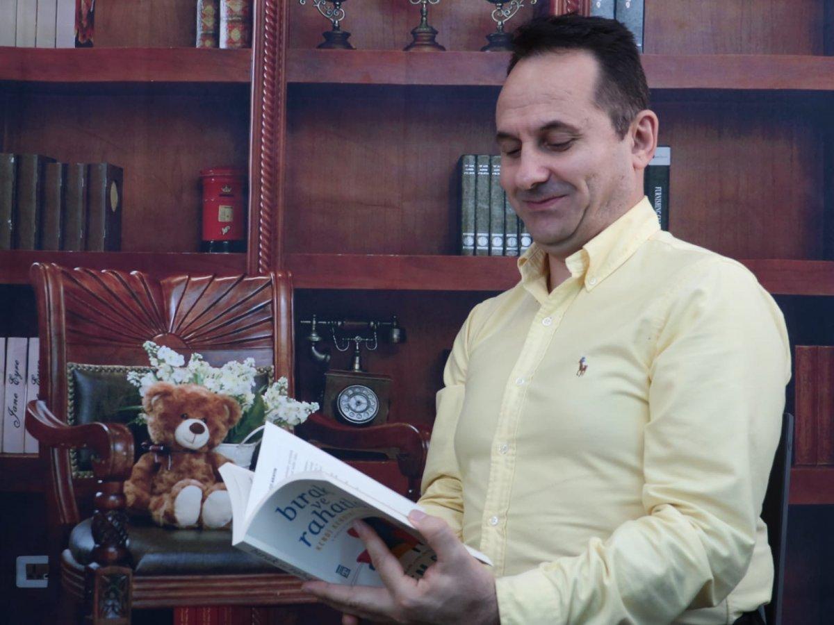 Adem Güneş ile son kitabı Bırak ve Rahatla üzerine söyleşi