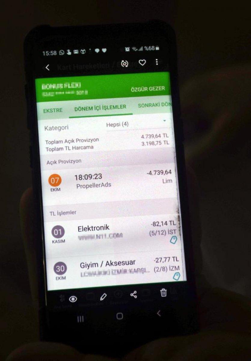 Kitap okumak için program indirdi, binlerce lirası gitti