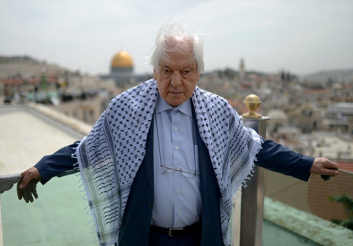 Nuri Pakdil hayatını kaybetti