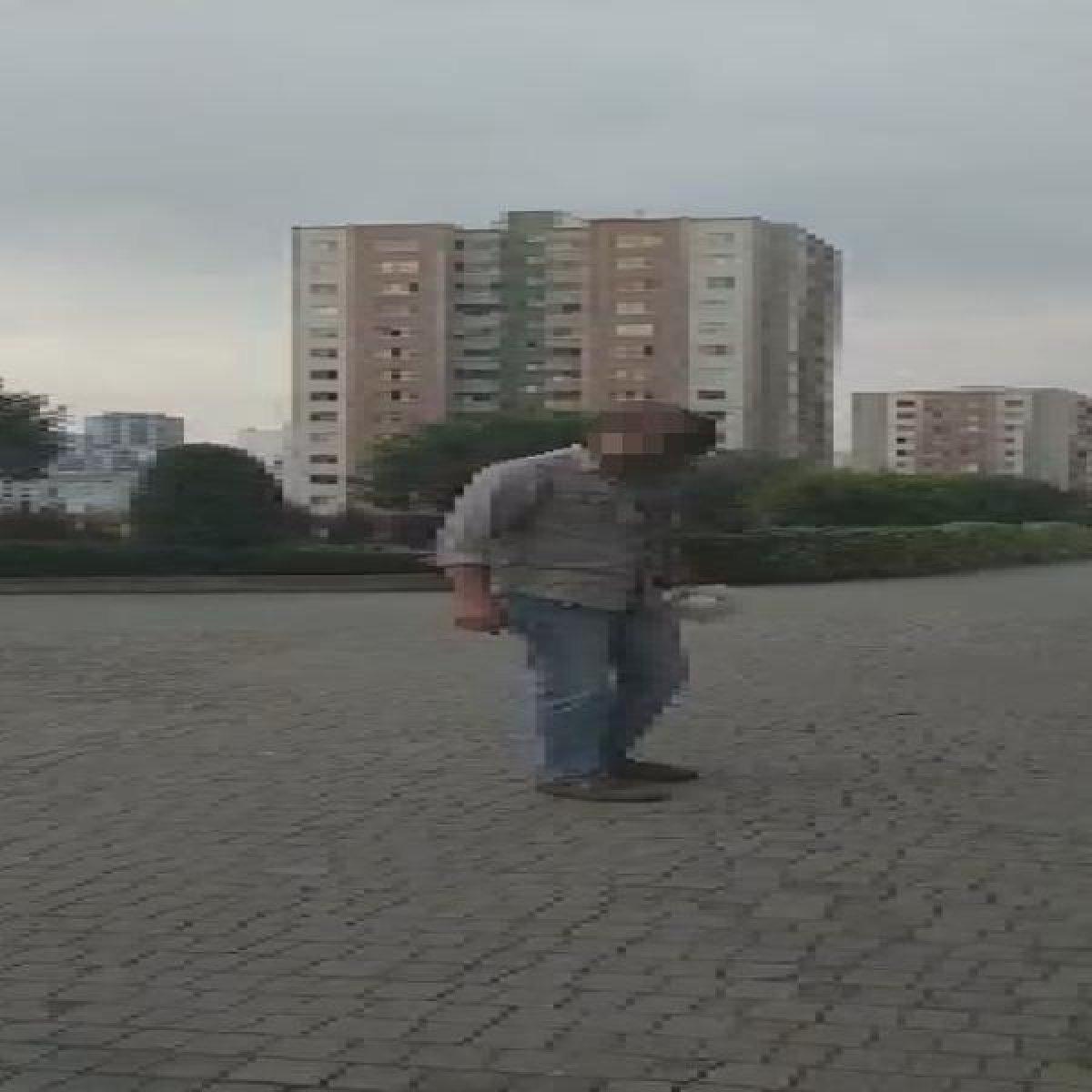 Sitenin bahçesindeki kedileri zehirlemeye çalıştı