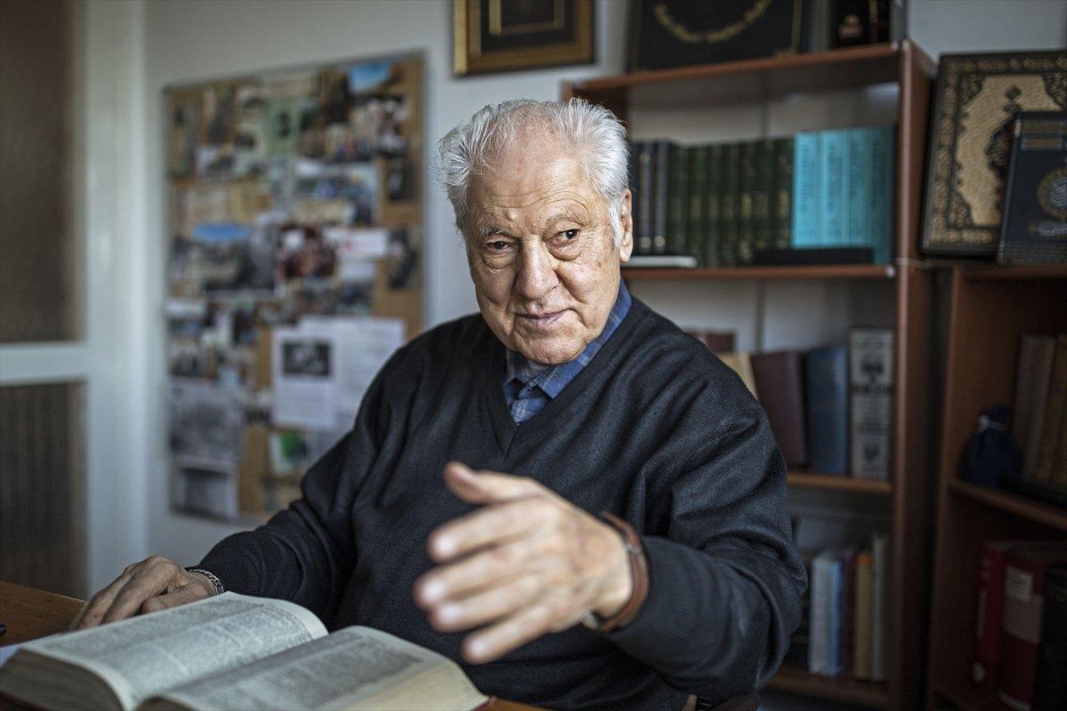 Nuri Pakdil hayatını kaybetti