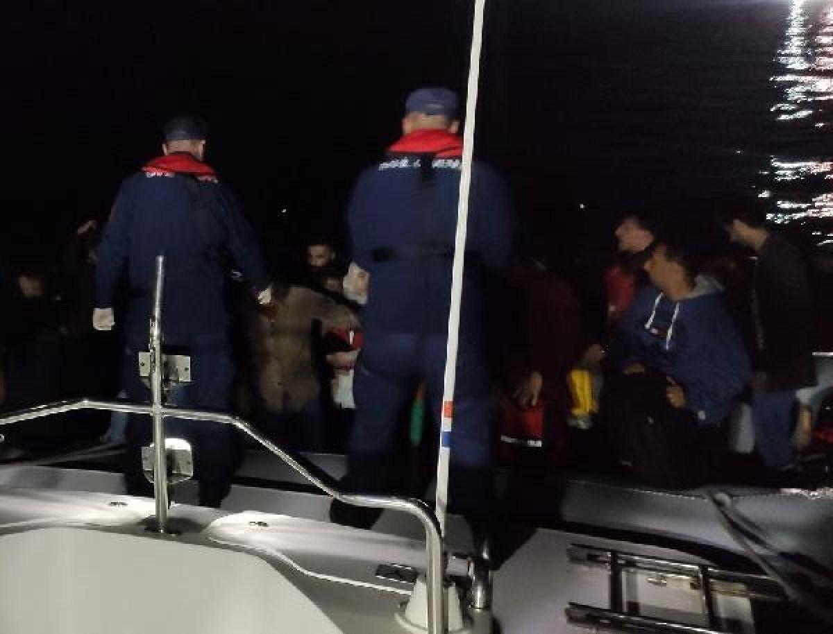 İzmir açıklarında 173 kaçak göçmen yakalandı