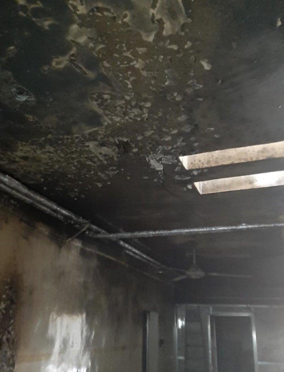 Teröristler Tel Abyad Hastanesi'ni yaktı