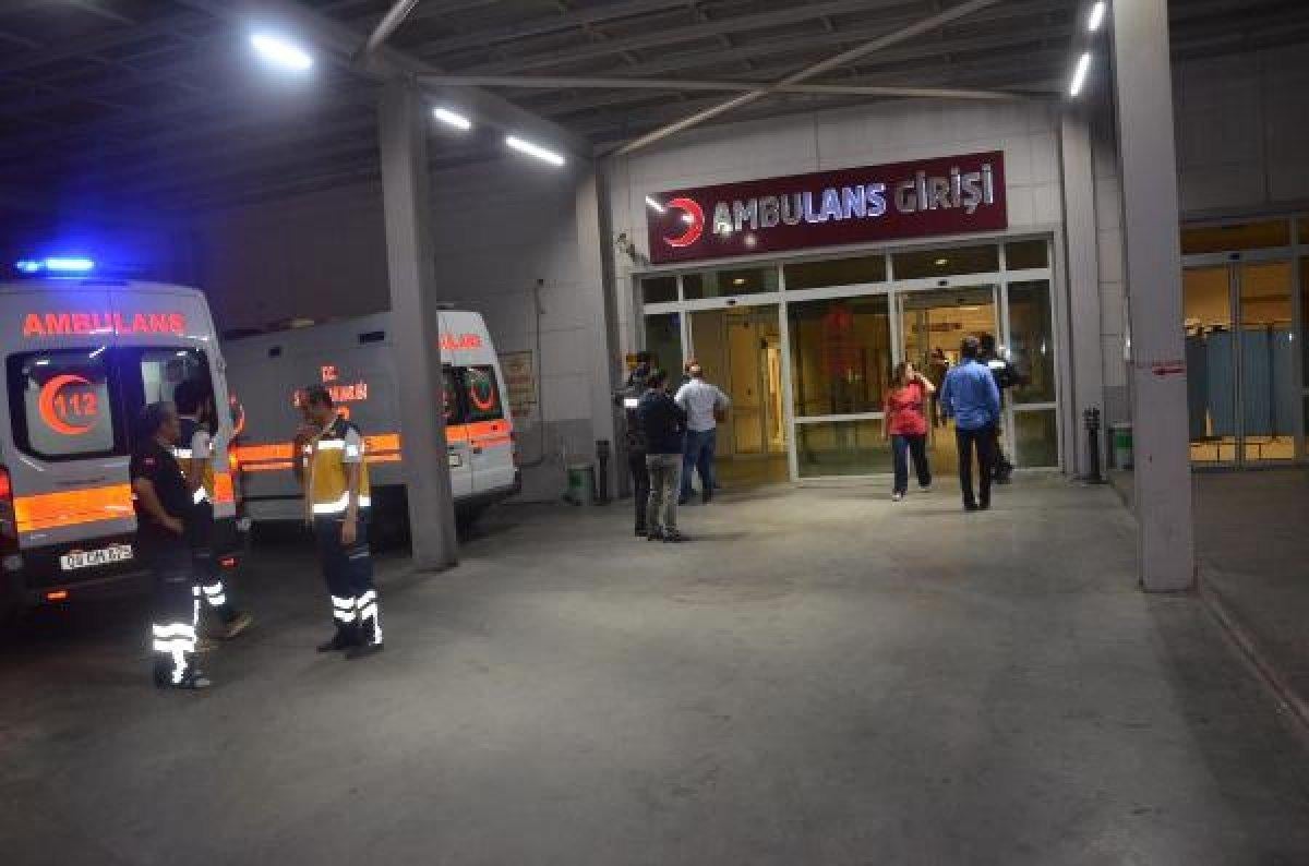 Aydın'da bıçaklı kavgada 2 kişi ağır yaralandı