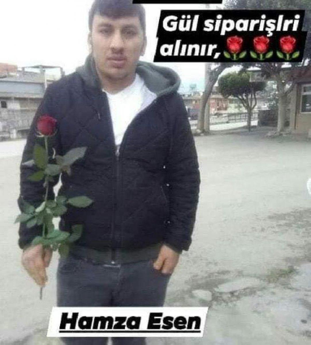 Yolun karşısına geçmeye çalışan gence otomobil çarptı