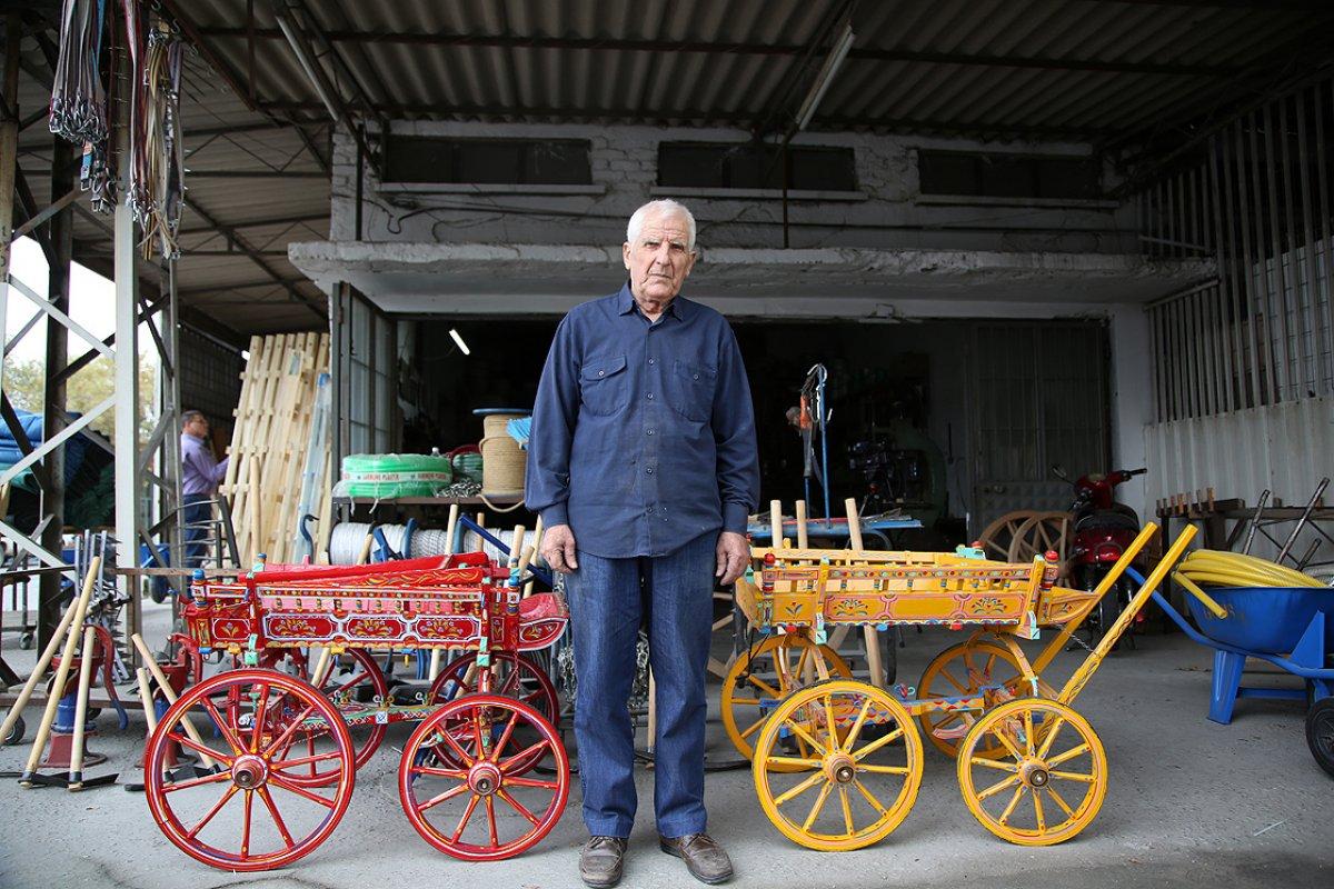 Manisa'da at arabaları Faik Usta'nın elinden çıkıyor
